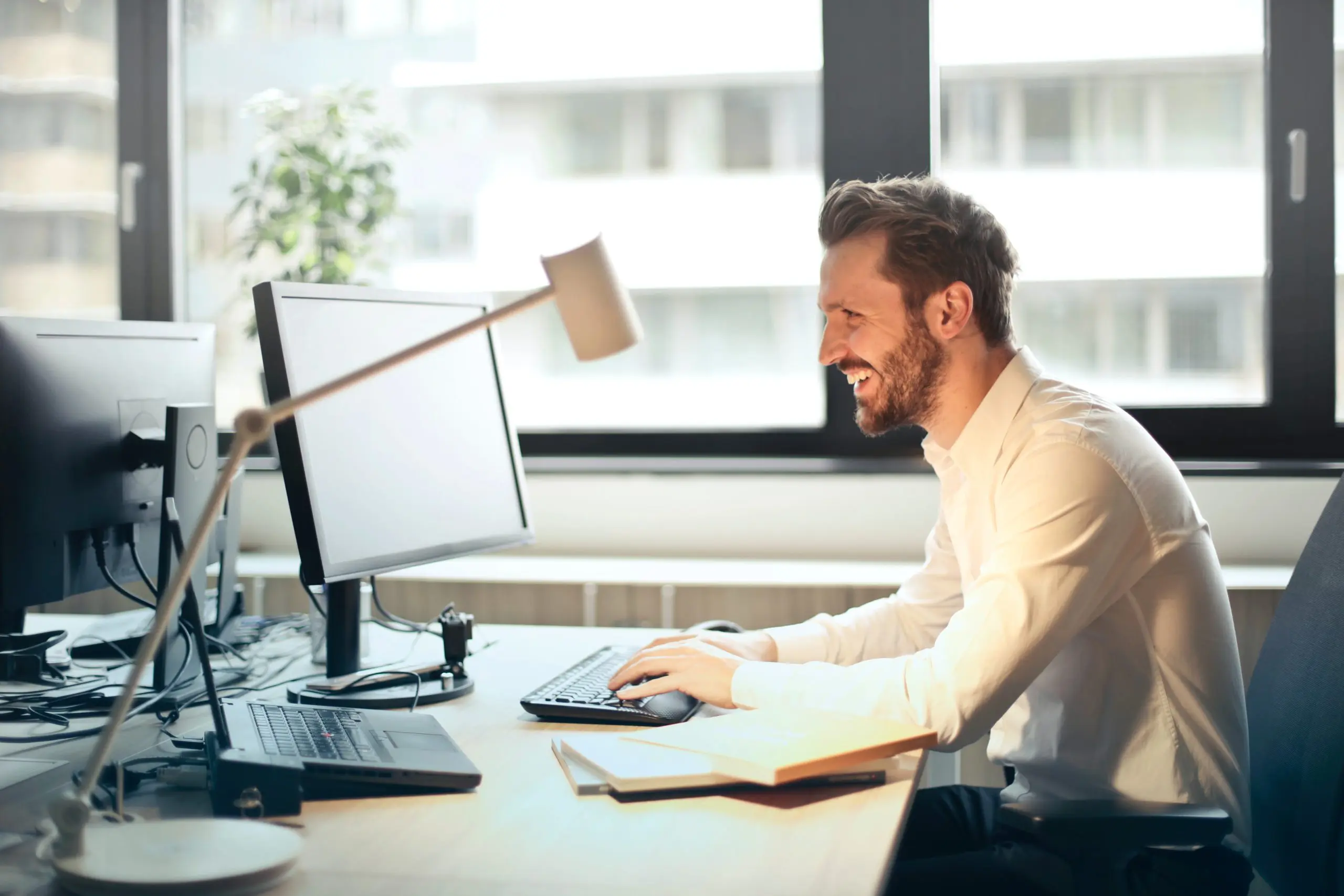 Ergonomic desk